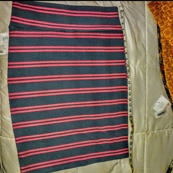 Lularoe Midi Skirt Size XL Striped Cassie NWT - Picture 5 of 9